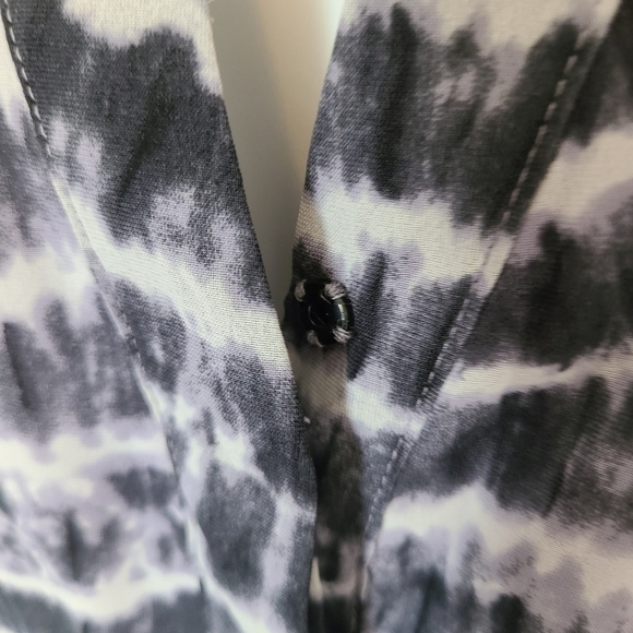 FOREVER 21 Grey & White Tye Dye Sleeveless Mid Length Dress Size Small - Picture 4 of 8